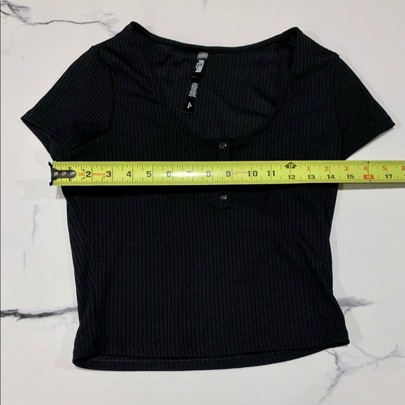 😻2FOR50😻NURSING FRIENDLY Victoria's sport crop top - Picture 6 of 7